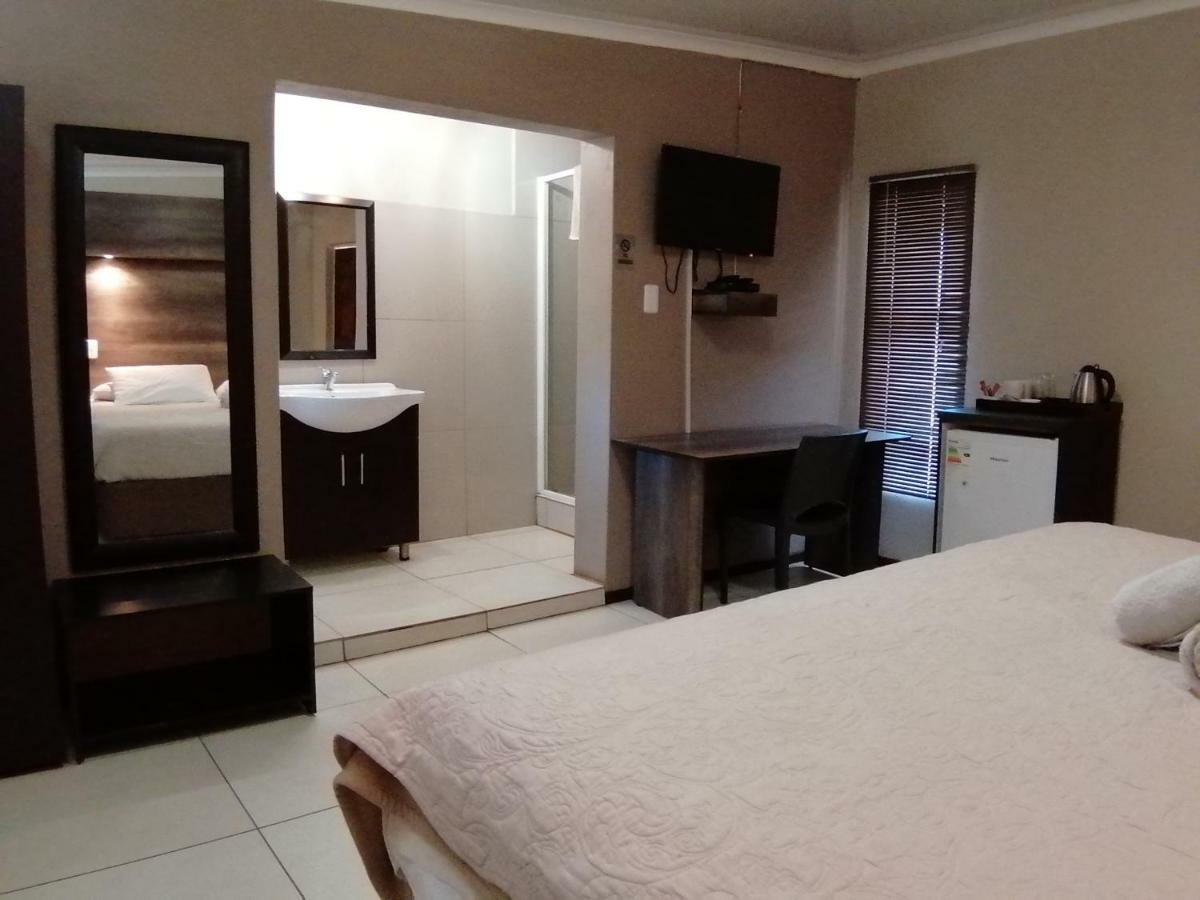 Goedehoop Guesthouse Zeerust Экстерьер фото